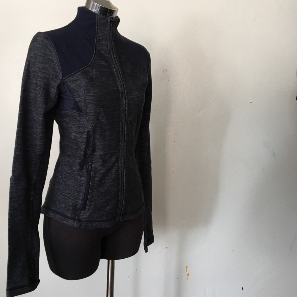 Lululemon 6 ZIP Up Fitted Jacket Define EUC